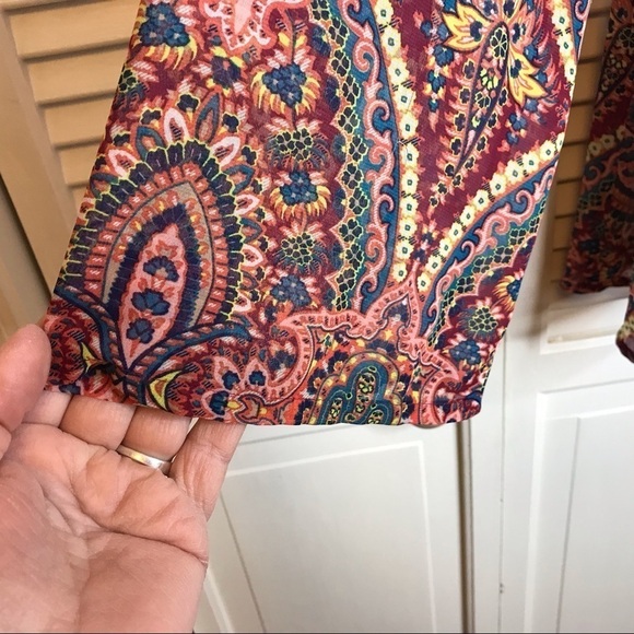 Love Fire Boho Top Size L Crochet Lace Overlay Wine Paisley Print‎ Long Sleeves - Picture 7 of 10